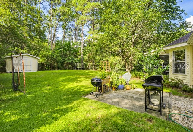 23 Royal Pines Blvd, Beaufort, SC 29907