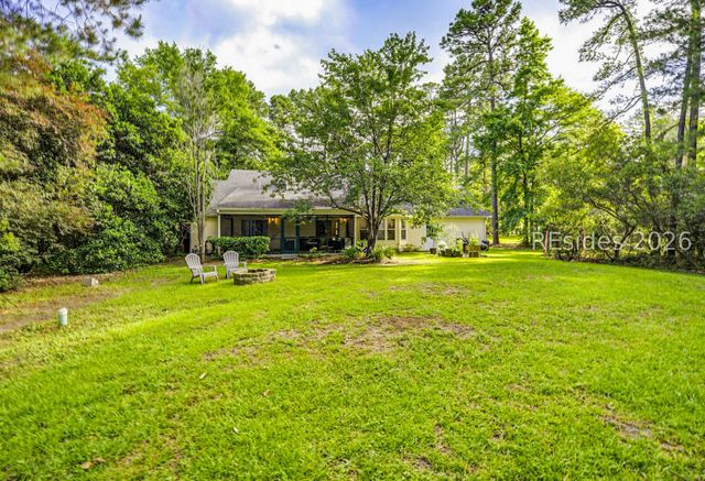 23 Royal Pines Blvd, Beaufort, SC 29907