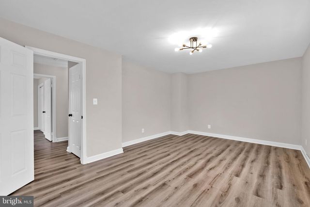 2215 LIDA CT, Alexandria, VA 22306