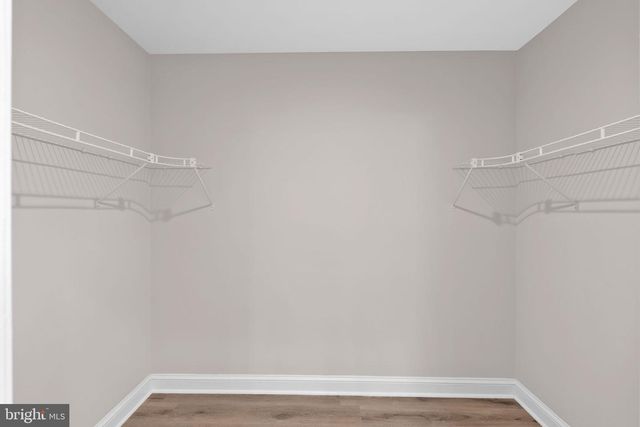 2215 LIDA CT, Alexandria, VA 22306