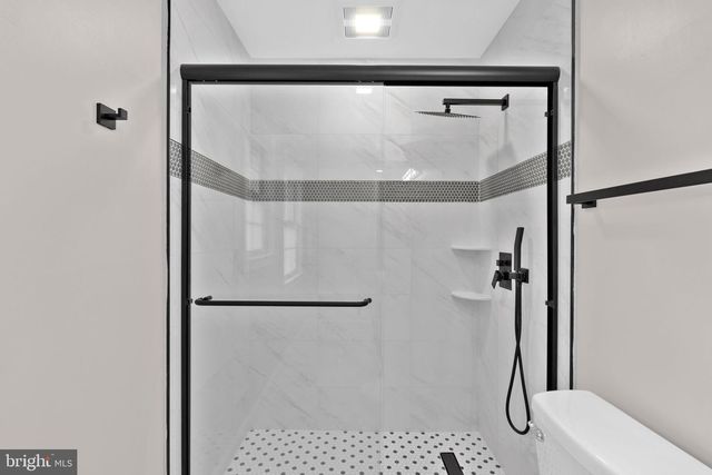 2215 LIDA CT, Alexandria, VA 22306