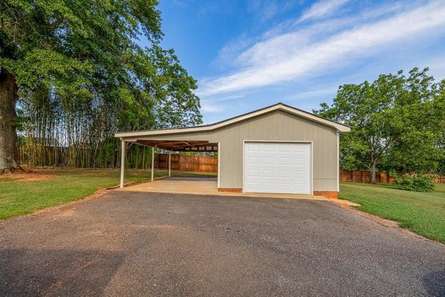 1326 Mount Zion Road, Spartanburg, SC 29303
