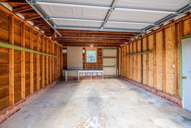 1326 Mount Zion Road, Spartanburg, SC 29303