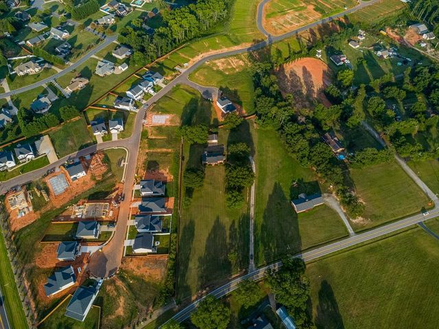 1326 Mount Zion Road, Spartanburg, SC 29303