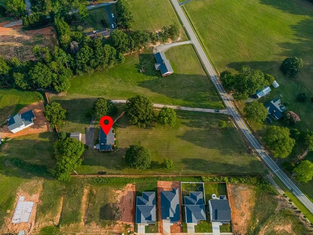 1326 Mount Zion Road, Spartanburg, SC 29303