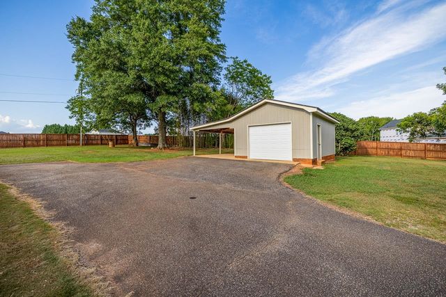 1326 Mount Zion Road, Spartanburg, SC 29303