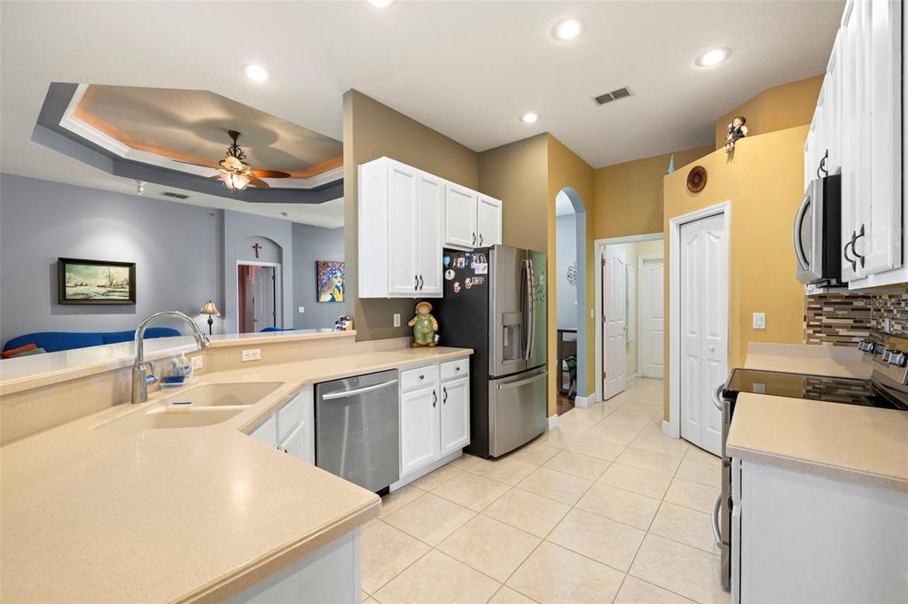 Image 15 of property listing at 13235 LEGENDS TRAIL, Dade City, FL 33525