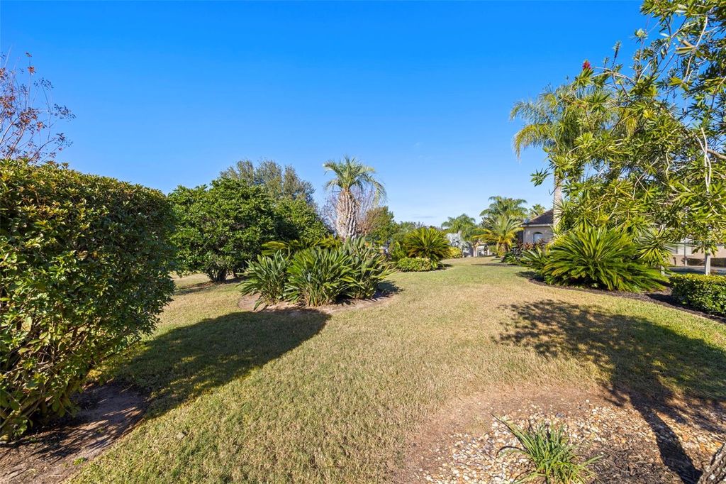 Image 42 of property listing at 13235 LEGENDS TRAIL, Dade City, FL 33525