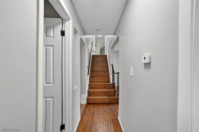 303 S Green Road, South Euclid, OH 44121