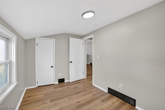 303 S Green Road, South Euclid, OH 44121