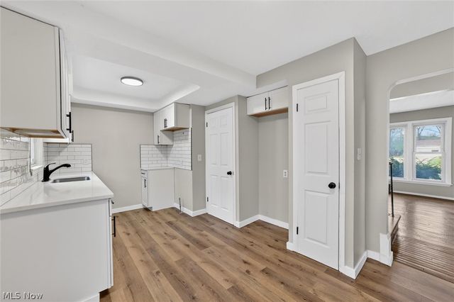 303 S Green Road, South Euclid, OH 44121