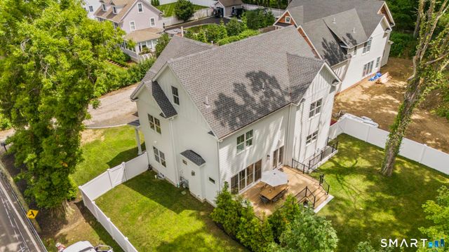 89 Indian Field Road, Greenwich, CT 06830