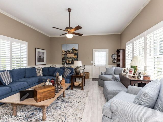 612 College Street, Clinton, NC 28328