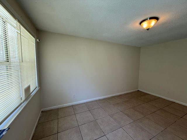 9 Pratt Street, Charleston, SC 29407