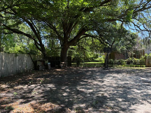 9 Pratt Street, Charleston, SC 29407