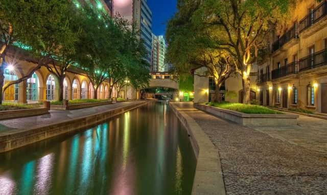 2111 N Hill Drive, Irving, TX 75038