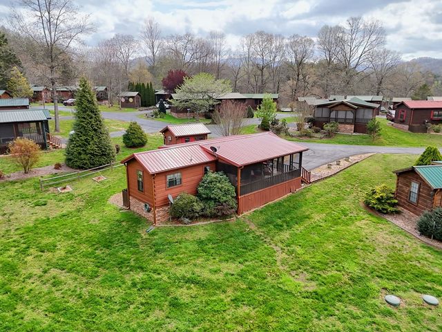 52 Frontier Way, Blairsville, GA 30512