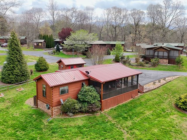 52 Frontier Way, Blairsville, GA 30512