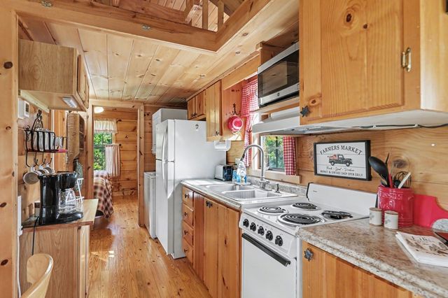 52 Frontier Way, Blairsville, GA 30512