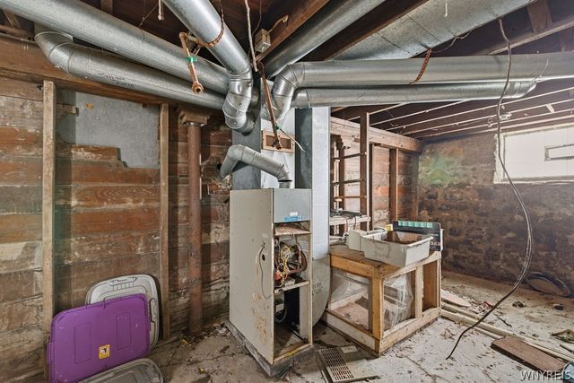 352 9th Street, Niagara Falls, NY 14303