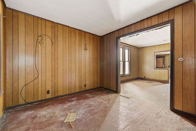 352 9th Street, Niagara Falls, NY 14303