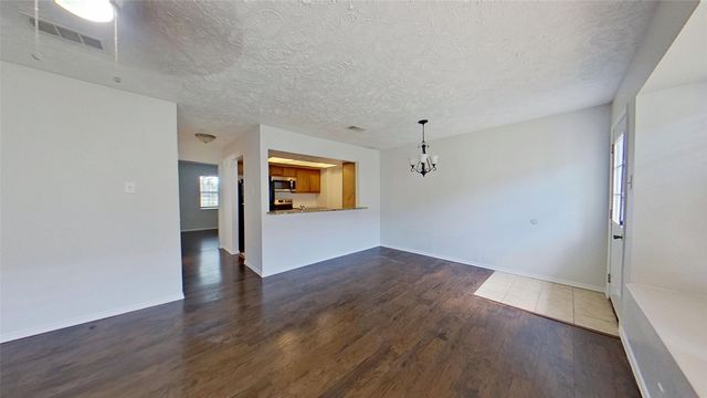 57 W Townhouse Lane 18, Grand Prairie, TX 75052