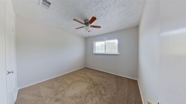 57 W Townhouse Lane 18, Grand Prairie, TX 75052