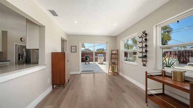 6802 ROXBURY DRIVE, Sarasota, FL 34231