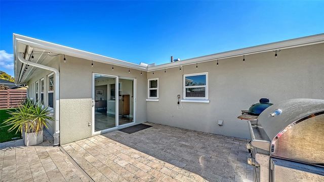 6802 ROXBURY DRIVE, Sarasota, FL 34231