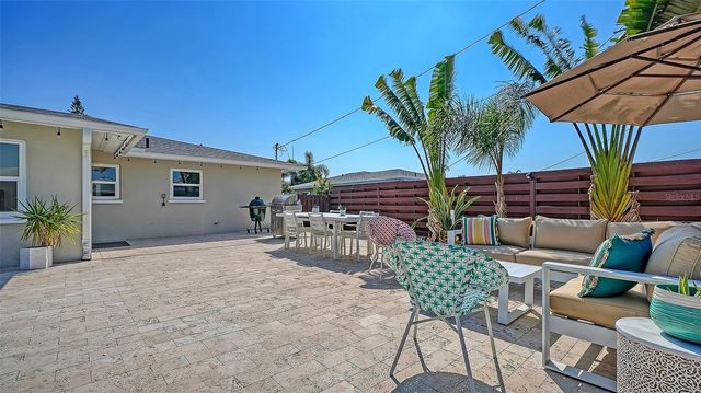 6802 ROXBURY DRIVE, Sarasota, FL 34231