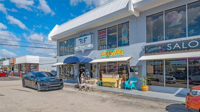 6802 ROXBURY DRIVE, Sarasota, FL 34231