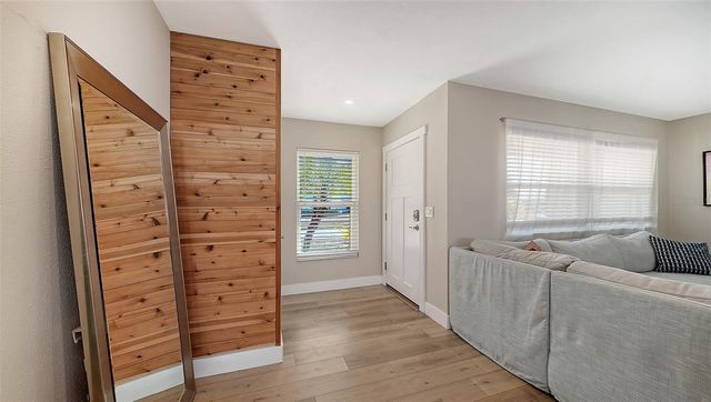 6802 ROXBURY DRIVE, Sarasota, FL 34231