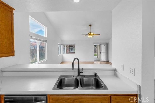 1986 Woodhaven, Merced, CA 95340