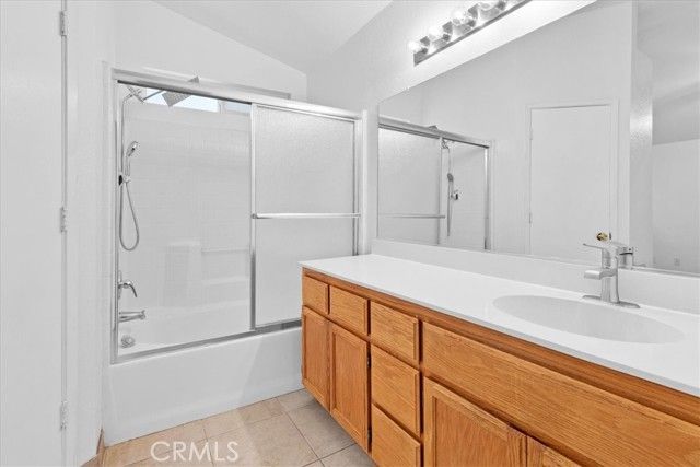 1986 Woodhaven, Merced, CA 95340