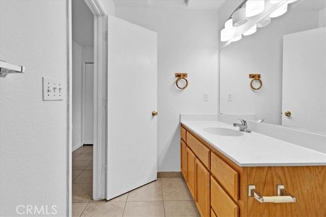 1986 Woodhaven, Merced, CA 95340