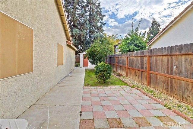 1986 Woodhaven, Merced, CA 95340