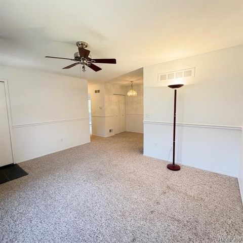 17116 Kingsbrooke Drive, Clinton Township, MI 48038