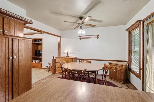 605 SE Westwind Drive, Lee's Summit, MO 64063