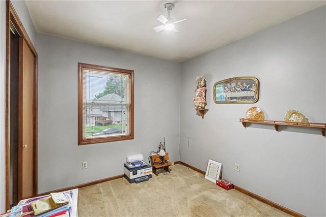 605 SE Westwind Drive, Lee's Summit, MO 64063