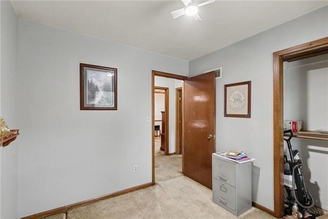 605 SE Westwind Drive, Lee's Summit, MO 64063