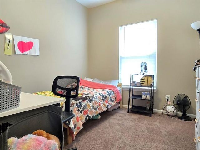 1702 Elderberry Lane, Ottawa, KS 66067