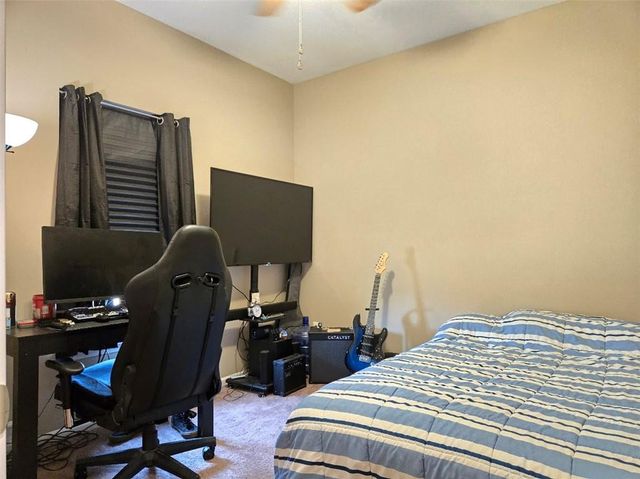 1702 Elderberry Lane, Ottawa, KS 66067