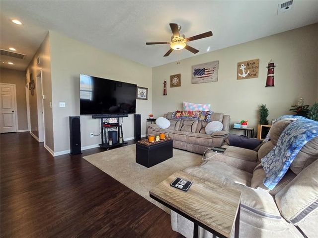 1702 Elderberry Lane, Ottawa, KS 66067