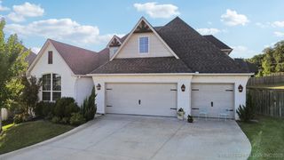 11788 S 67th East Avenue, Bixby, OK 74008