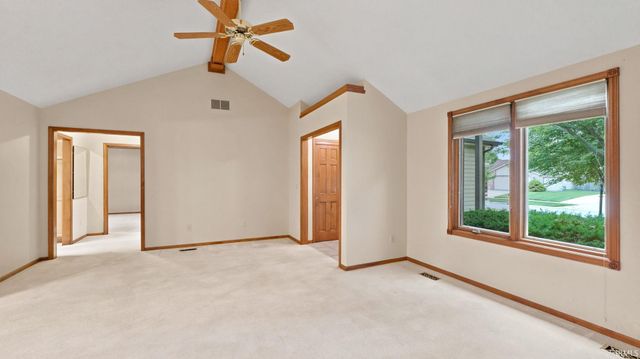 427 Marborough Drive, Fort Wayne, IN 46804