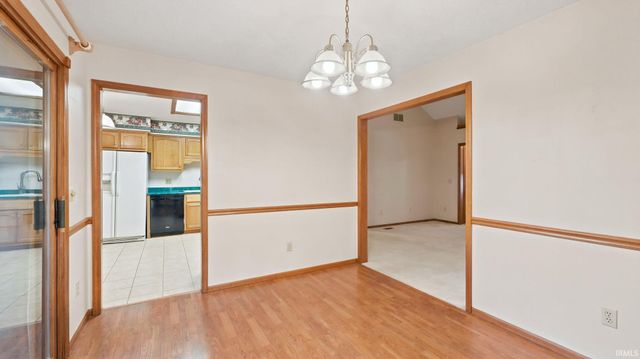 427 Marborough Drive, Fort Wayne, IN 46804
