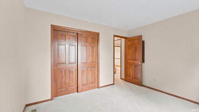 427 Marborough Drive, Fort Wayne, IN 46804