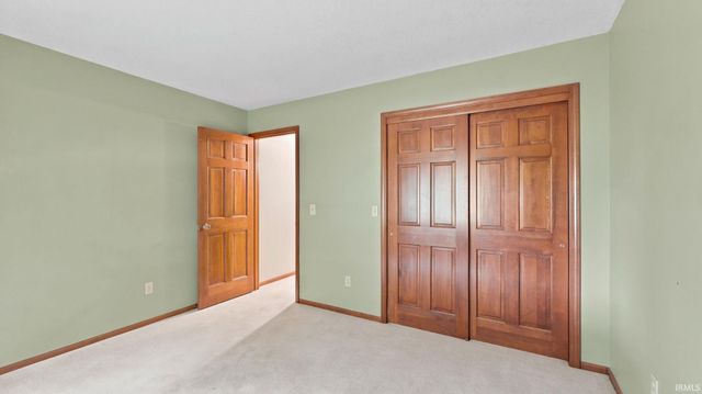 427 Marborough Drive, Fort Wayne, IN 46804