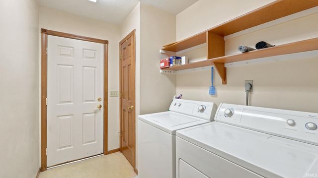 427 Marborough Drive, Fort Wayne, IN 46804