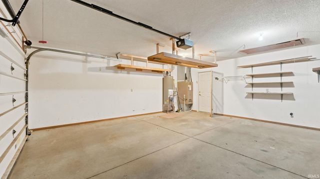 427 Marborough Drive, Fort Wayne, IN 46804